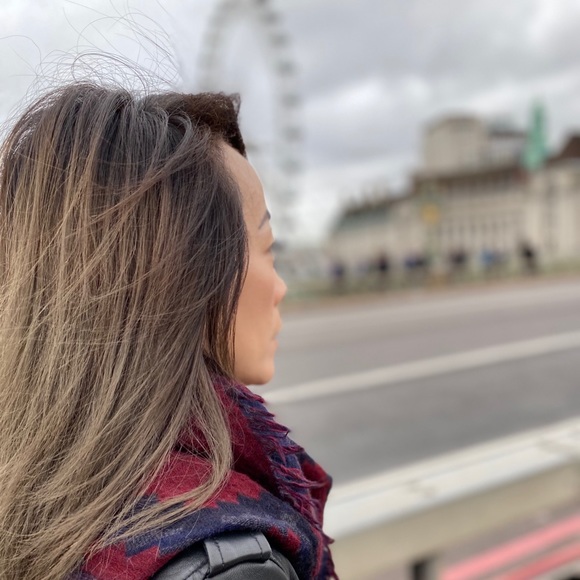 Meet your Posher, May - Picture 2 of 3